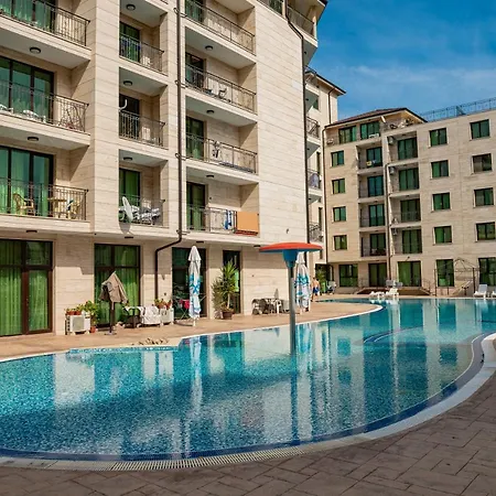 Apart-hotel Amadeus Lux - Menada Sunny Beach