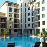 Aparthotel Amadeus Lux - Menada