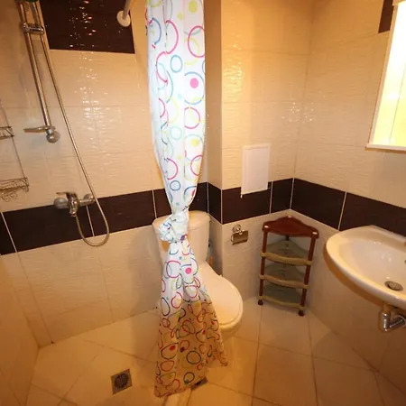 Amadeus Lux - Menada Slantschew brjag