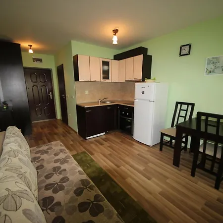 Amadeus Lux - Menada Aparthotel 3*